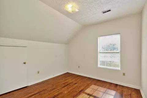 Bedroom - 220 Tanbark Dr, Georgetown, KY 40324 photo 2 of 7