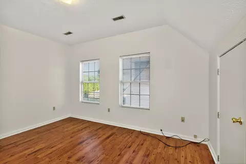 Bedroom - 220 Tanbark Dr, Georgetown, KY 40324 photo 4 of 7