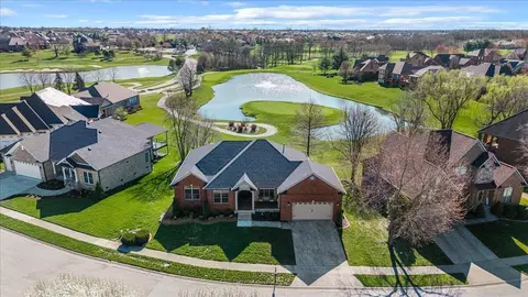 129 Birkdale Dr, Georgetown, KY 40324