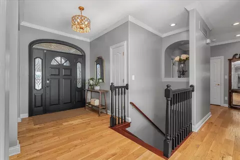 Entry Way - 129 Birkdale Dr, Georgetown, KY 40324 photo 1 of 8
