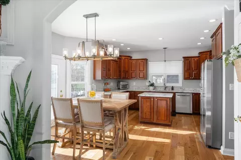 Kitchen - 129 Birkdale Dr, Georgetown, KY 40324 photo 1 of 6