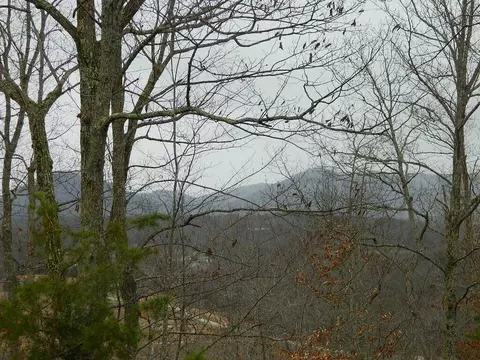 150 Brown Ridge Rd, Irvine, KY 40336