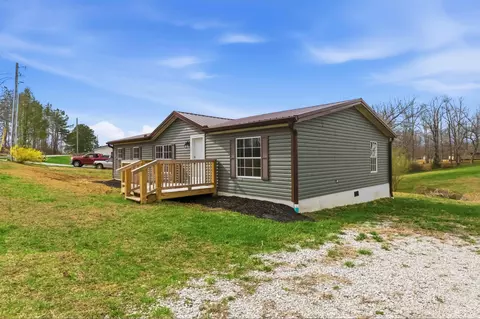 Exterior - 2178 Adams Rd, Corbin, KY 40701 photo 3 of 8