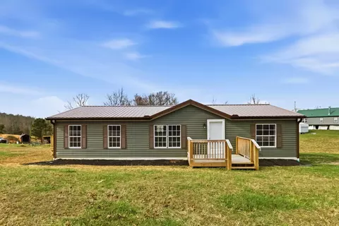 Exterior - 2178 Adams Rd, Corbin, KY 40701 photo 2 of 8