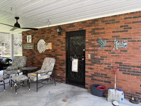 Exterior - 2572 State Hwy 806, Eolia, KY 40826 photo 2 of 9