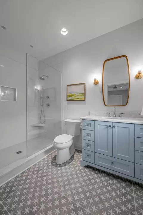 Bath - 224 Chenault Rd, Lexington, KY 40502 photo 1 of 12