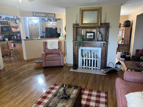 Living - 7295 NW Energy Rd, Ewing, KY 41039 photo 2 of 5