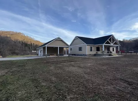 2091 Kentucky 122, Printer, KY 41655