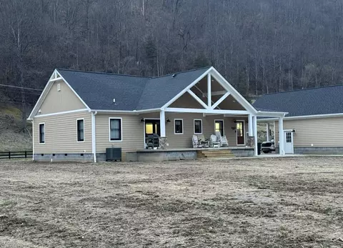 Exterior - 2091 Kentucky 122, Printer, KY 41655 photo 5 of 29