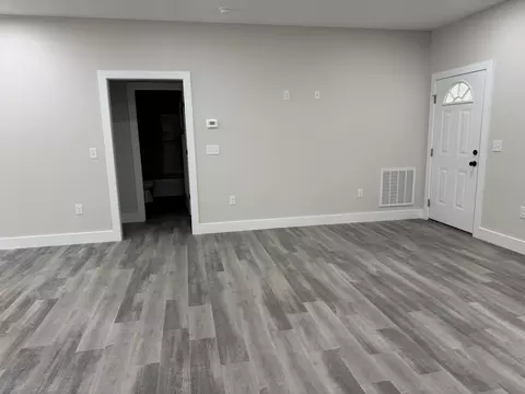 Living - 769 Pine Tree Rd, Nancy, KY 42544 photo 3 of 7