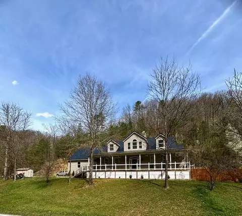 1082 Caudill Fork Rd, Staffordsville, KY 41256
