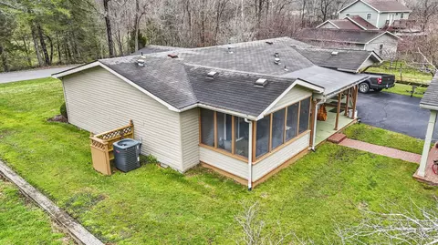 Exterior - 147 Clearfork Rd, Morehead, KY 40351 photo 10 of 10