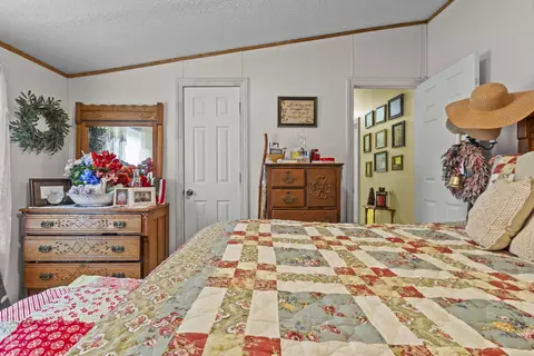 Bedroom - 147 Clearfork Rd, Morehead, KY 40351 photo 3 of 4