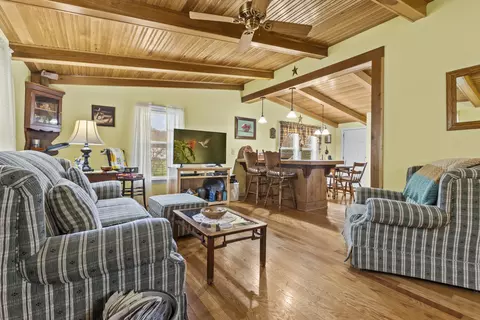 Living - 147 Clearfork Rd, Morehead, KY 40351 photo 1 of 3