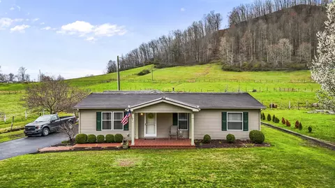 Exterior - 147 Clearfork Rd, Morehead, KY 40351 photo 3 of 10