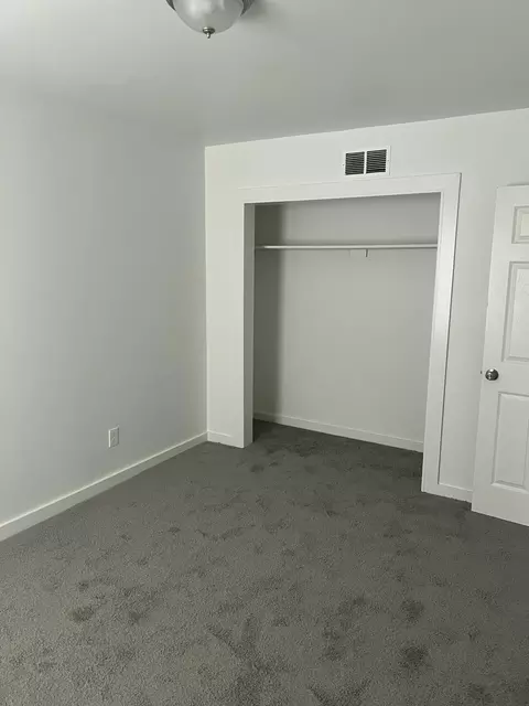 Bedroom - 725 E College St, Georgetown, KY 40324 photo 1 of 5