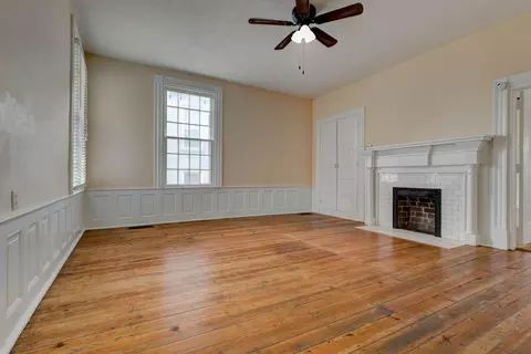 215 W Main St, Mount Sterling, KY 40353
