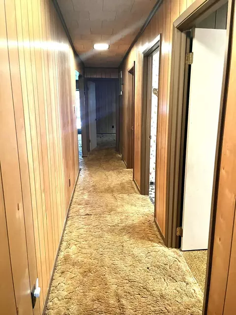 Entry Way - 370 Chestnut St, Benham, KY 40807 photo 1 of 2