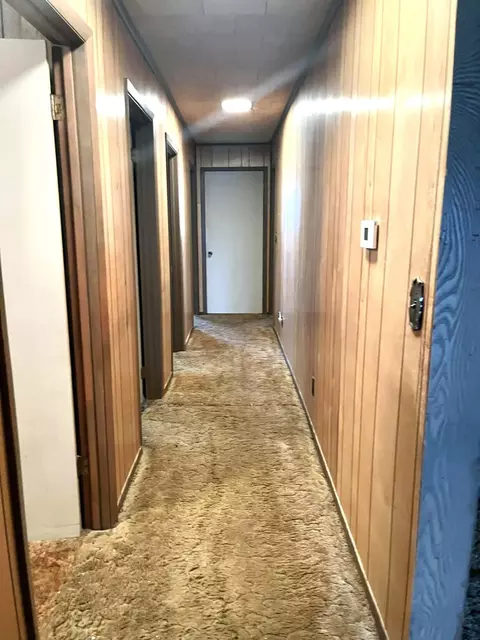 Entry Way - 370 Chestnut St, Benham, KY 40807 photo 2 of 2