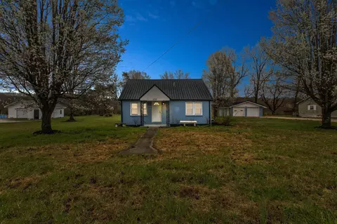7700 Levee Rd, Jeffersonville, KY 40337