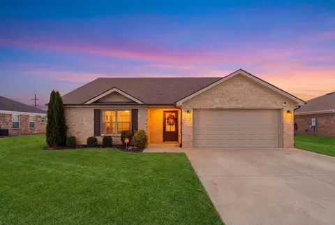 550 Southern Cross Dr, Richmond, KY 40475