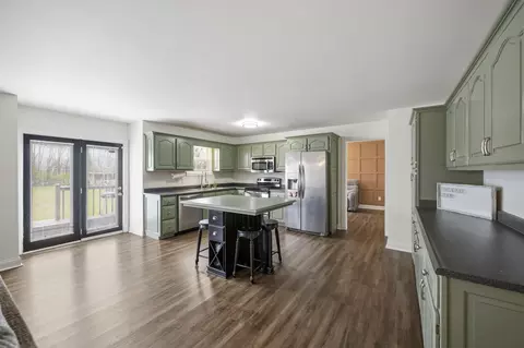 Kitchen - 307 Brookgreen Dr, Berea, KY 40403 photo 5 of 5