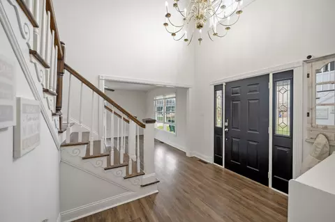 Entry Way - 307 Brookgreen Dr, Berea, KY 40403 photo 2 of 4