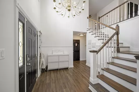 Entry Way - 307 Brookgreen Dr, Berea, KY 40403 photo 3 of 4