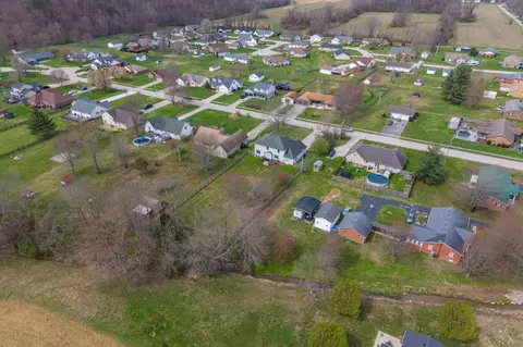 View/Area - 307 Brookgreen Dr, Berea, KY 40403 photo 2 of 4