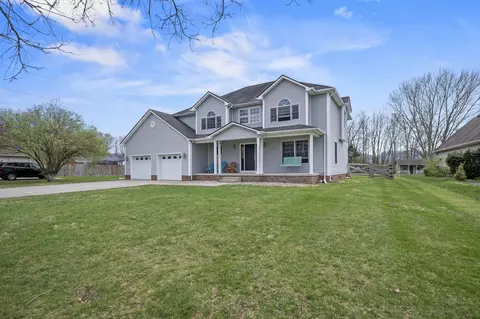 Exterior - 307 Brookgreen Dr, Berea, KY 40403 photo 1 of 6