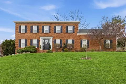 4990 Tynebrae Rd, Lexington, KY 40515