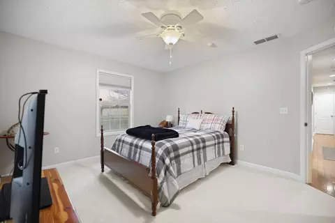 Bedroom - 184 Keith Dr, Berea, KY 40403 photo 10 of 12
