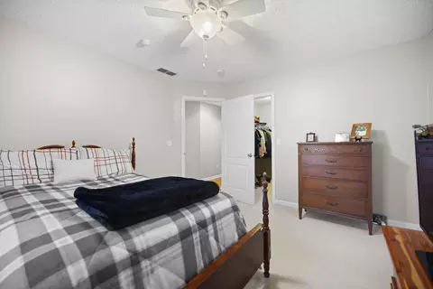 Bedroom - 184 Keith Dr, Berea, KY 40403 photo 11 of 12