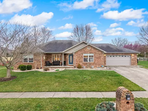 Exterior - 184 Keith Dr, Berea, KY 40403 photo 3 of 8