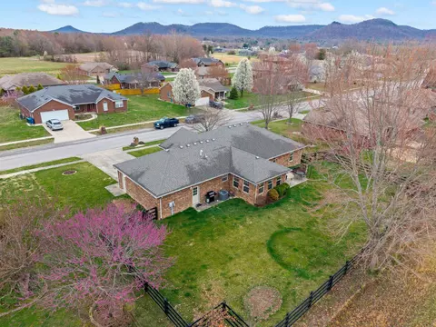 View/Area - 184 Keith Dr, Berea, KY 40403 photo 1 of 23