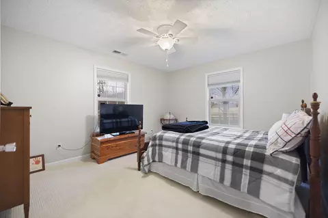 Bedroom - 184 Keith Dr, Berea, KY 40403 photo 9 of 12