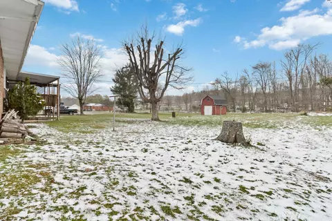 Exterior - 1388 Oak Ridge Rd, Corbin, KY 40701 photo 7 of 7