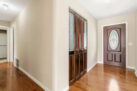 Entry Way - 1388 Oak Ridge Rd, Corbin, KY 40701 photo 1 of 2