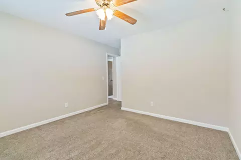 Bedroom - 1388 Oak Ridge Rd, Corbin, KY 40701 photo 8 of 12