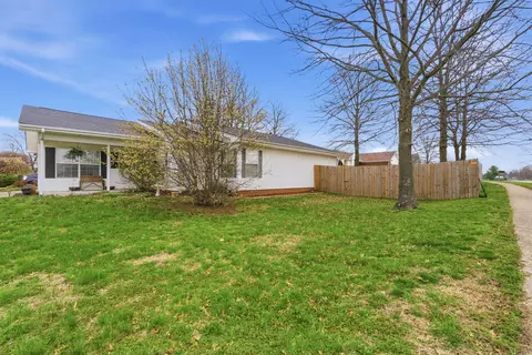 Exterior - 204 Sturbridge Dr, Georgetown, KY 40324 photo 10 of 10