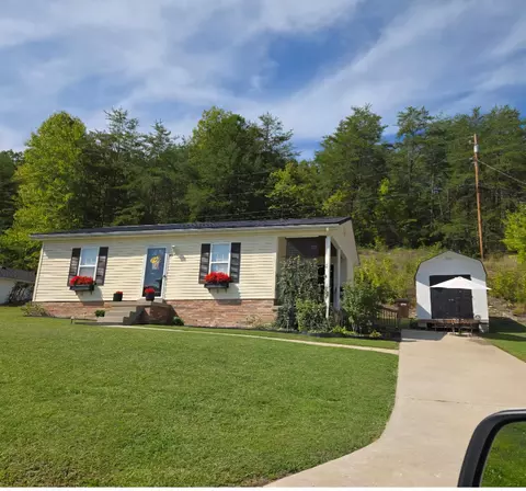 77 Scott Hill Rd, Irvine, KY 40336