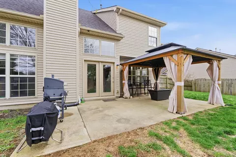 Exterior - 159 Irving Ln, Georgetown, KY 40324 photo 6 of 8