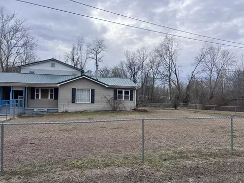 Exterior - 406 Kentucky Rte 233, Gray, KY 40734 photo 2 of 9