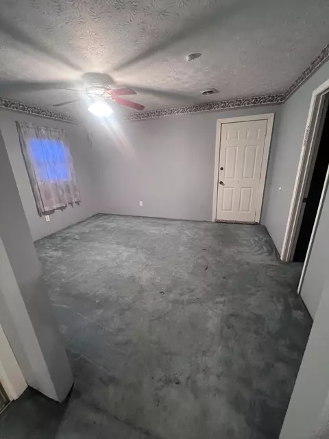 Bedroom - 406 Kentucky Rte 233, Gray, KY 40734 photo 7 of 8