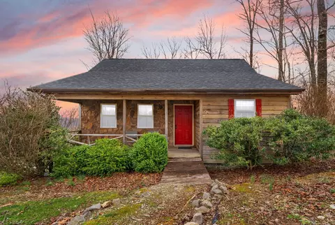 21 Dogwood Rd, Burnside, KY 42519