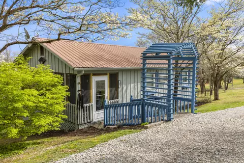 16 Dogwood Dr, Wellington, KY 40387
