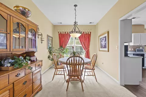 Dining - 100 River Run Ct, Georgetown, KY 40324 photo 2 of 2