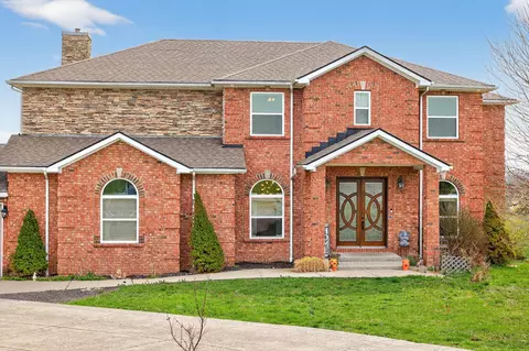 202 Palisades Pointe Dr, Lancaster, KY 40444