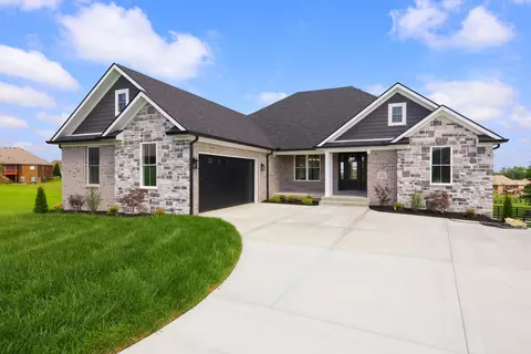 Exterior - 412 Doubletree Ct, Richmond, KY 40475 photo 2 of 10