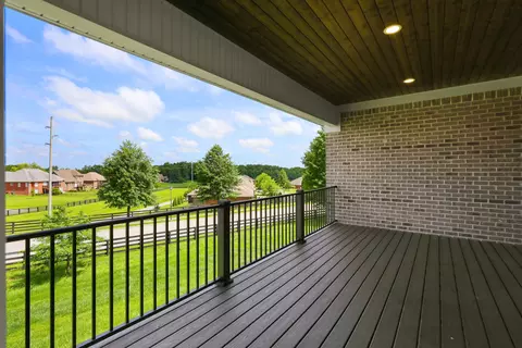 Exterior - 412 Doubletree Ct, Richmond, KY 40475 photo 7 of 10